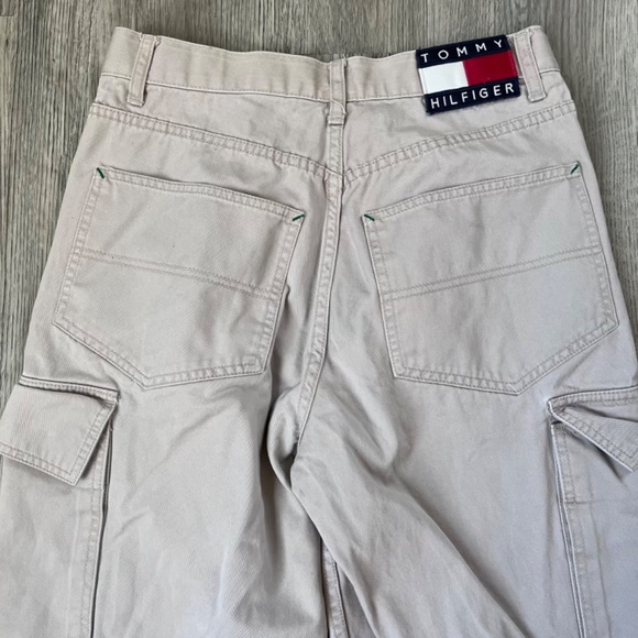 Vintage Tommy Hilfiger Tommy Jeans Khaki Cargo Pants Size 32 x 32 - Picture 12 of 15